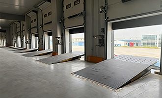 伸缩式卸货平台